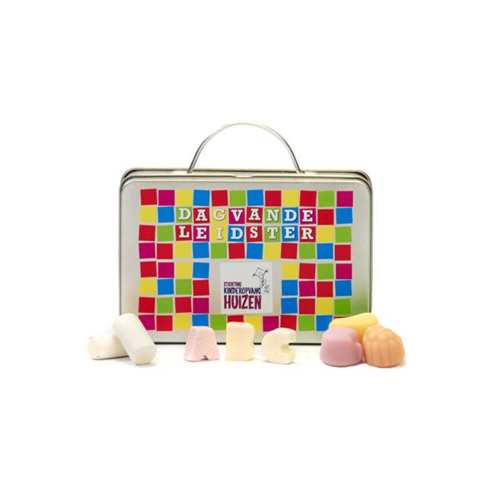 Koffertje met snoep voor de leidster