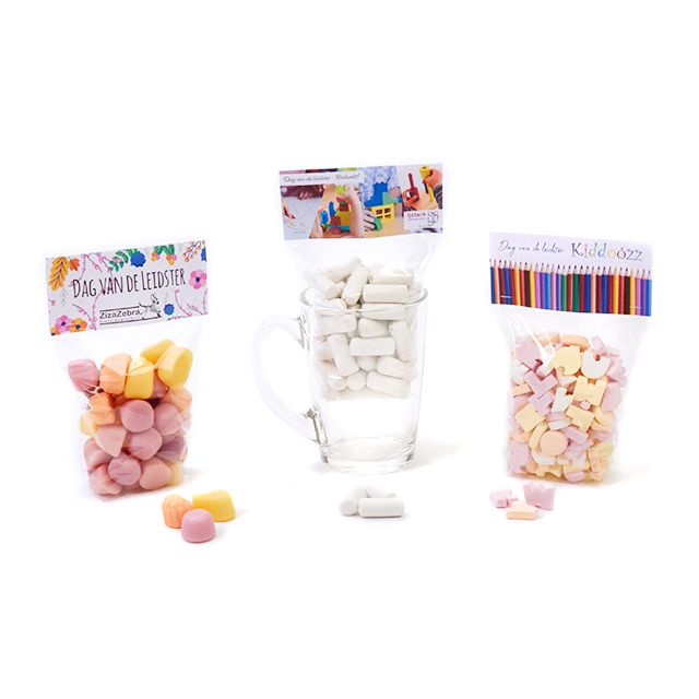 Theeglas met snoep voor leidsters