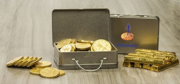 Klantenbinding in de financiële sector: geschenken en giveaways