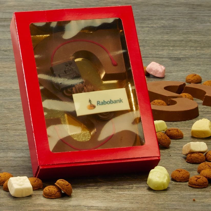 Chocoladeletters voor het Rabobank personeel