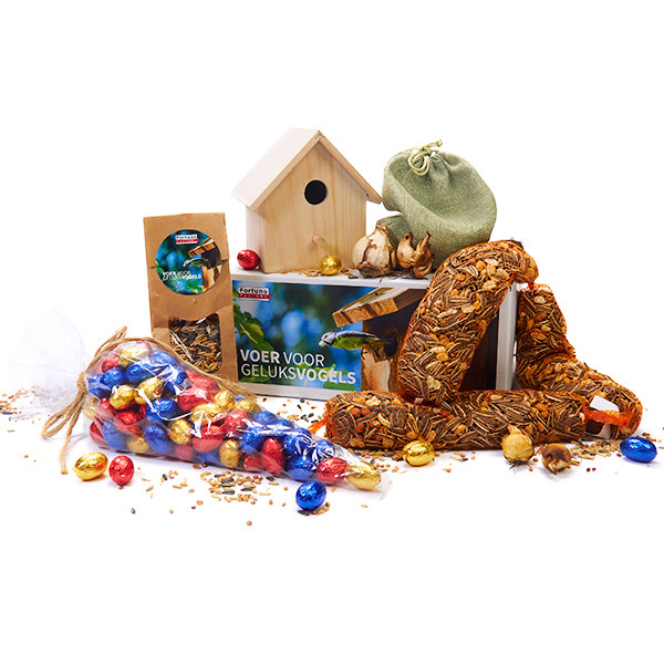 Vrolijk Pasen! Met paaspakketten voor personeel